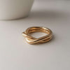 Close Up of the hypoallergenic & Waterproof Twist Ring from NAZ Parure.