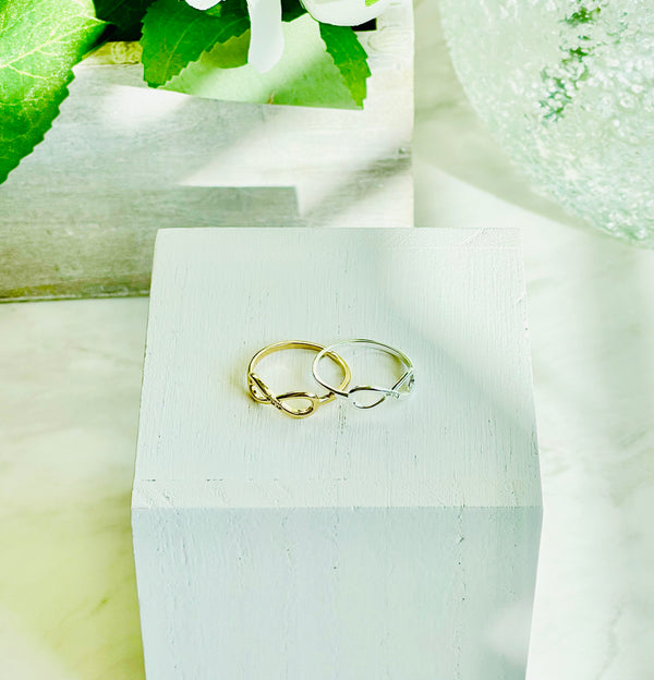 Top view of 18K Gold FIlled and 925 Sterling Silver Infinity ring from NAZ Parure.